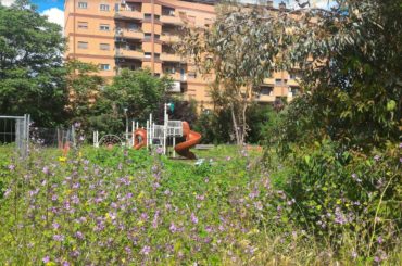 Video 360°. Parco giochi abbandonato tra via Achille Tedeschi e via E. Torelli Viollier