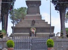 Il Museo Garibaldino illuminato di blu a sostegno delle prevenzione oncologica maschile