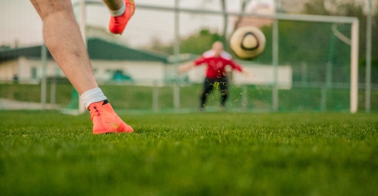 Fonte Nuova. “Forza Chiara”: triangolare di calcio-spettacolo di beneficenza