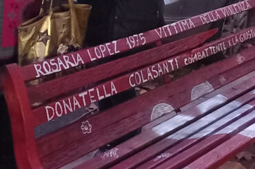 Garbatella nasce la panchina Rossa indipendente dedicata a Rosaria e Donatella